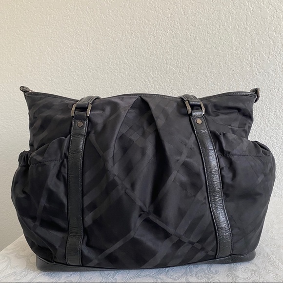 Burberry check multi purpose large nylon bag - Picture 4 of 14